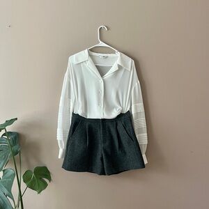 Wool-like Dark Gray Shorts Sz S/4